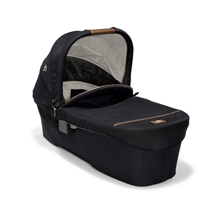 Joie Ramble XL Signature Carrycot Eclipse Tan Handle - Cocun Joie Ramble XL Signature Carrycot Eclipse Tan Handle - Cocun