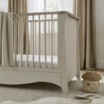CuddleCo Clara Cot Bed Cashmere/Ash – Cots & Cot Beds - Cocun