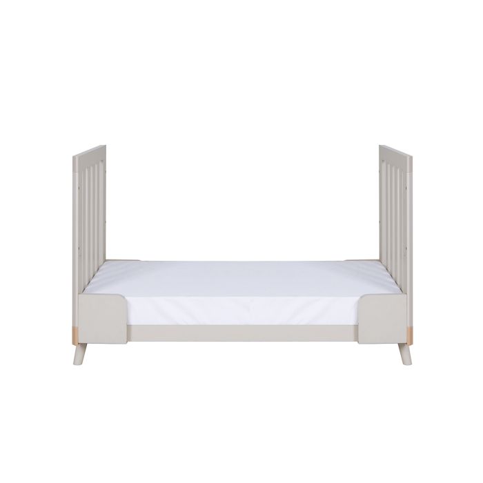 Tutti Bambini Hygge Mini Cot Bed 2 Piece Room Set Light Oak/White Sand – Furniture Sets - Cocun